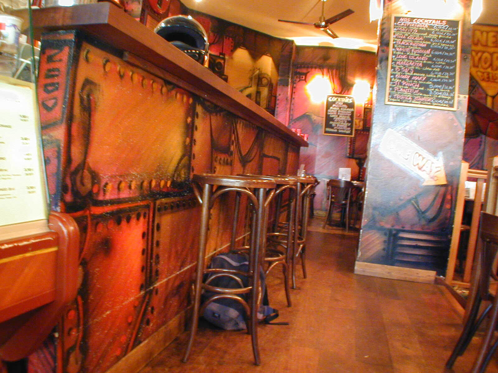 Restaurant, still 4
