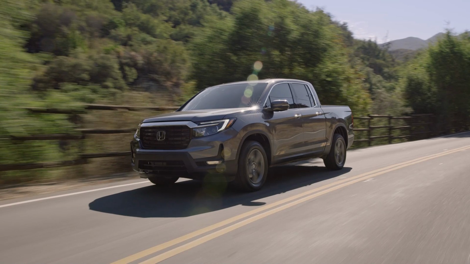 Honda - Ridgeline, still 3