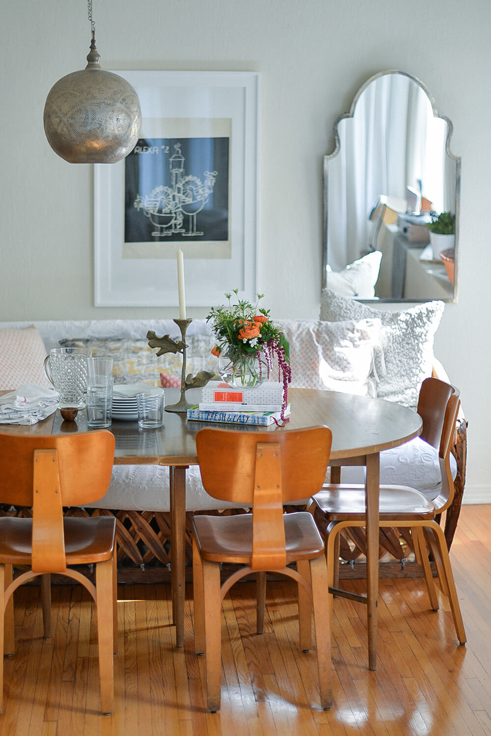Interior, still 6